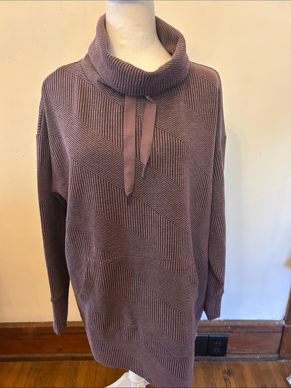 Free Country Women's Mauve Cowl Neck sweatshirt Size XL EUC